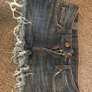 Lucky jeans size 2/26 cutoffs. Very cute!